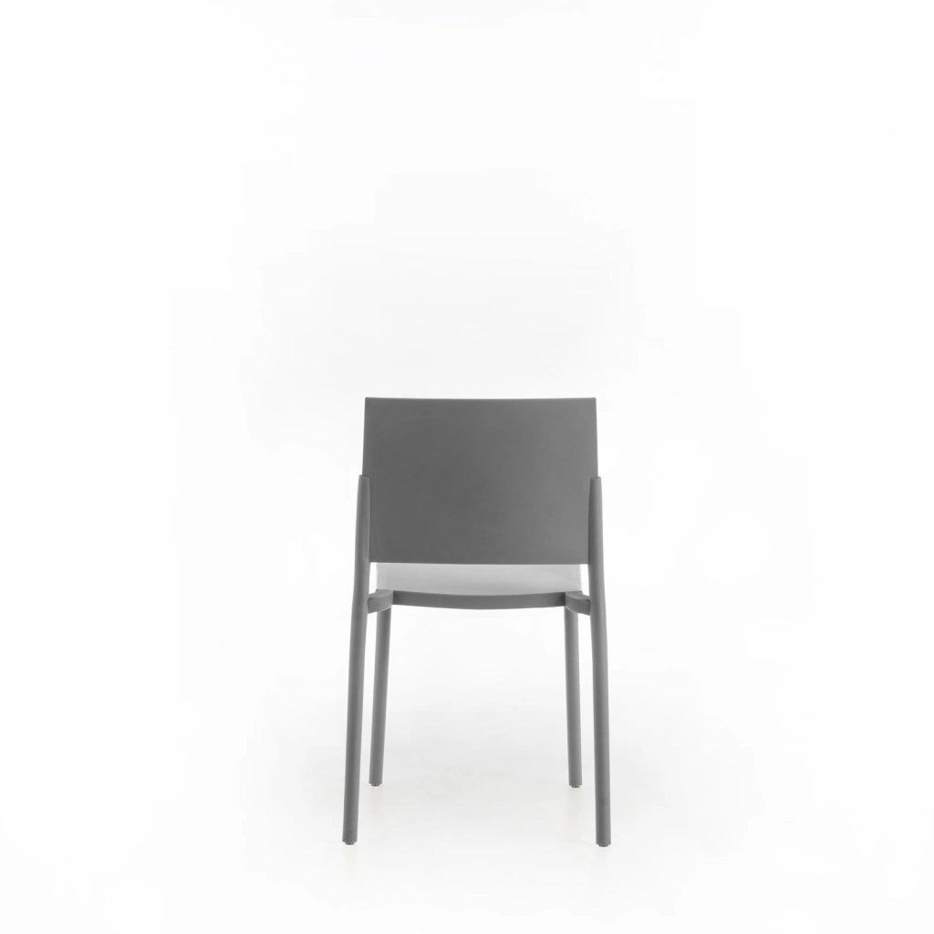 Sedia Venus in Polipropilene Grigio Chiaro, Design Moderno e Minimalista, Impilabile, Struttura Robusta per Interni - Om/405/GC