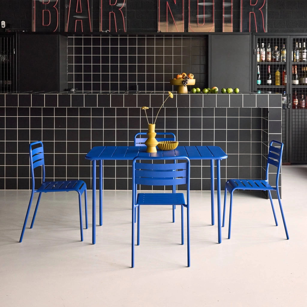 Set tavolo da giardino bistrot in metallo con 4 sedie, 120cm, blu