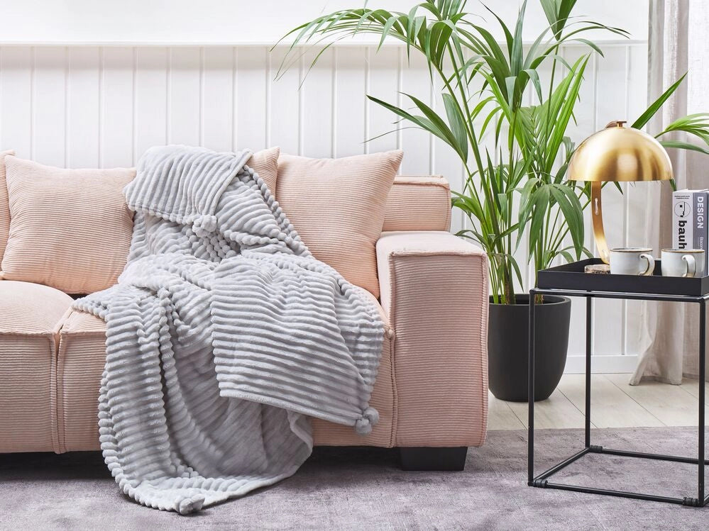 Morbido Plaid con Finitura a Coste e Bordi con nappe 150 x 200 cm Grigio Chiaro