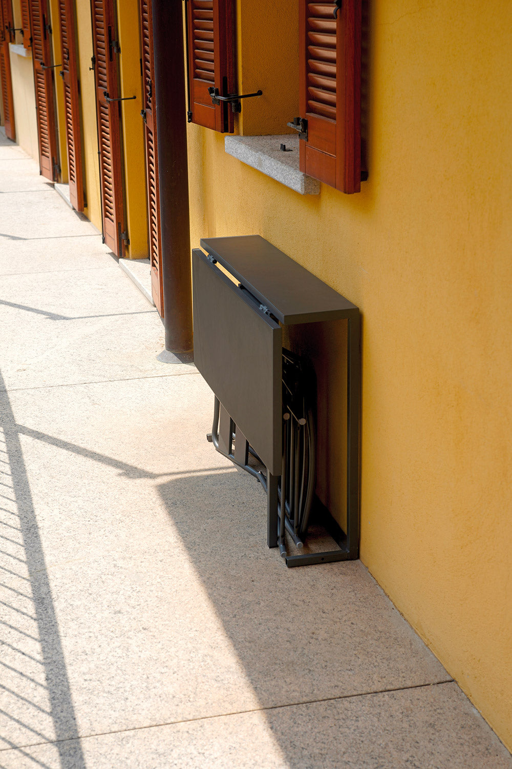 Set Tavolo e 2 Sedie da Balcone Pieghevoli in Ferro Nero