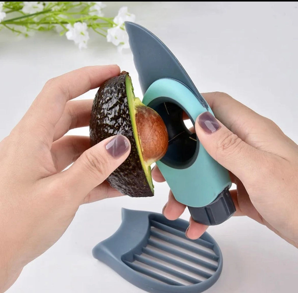 Taglia Avocado 3 in 1 Taglia, Denocciola e Affetta 19.5cm  07921