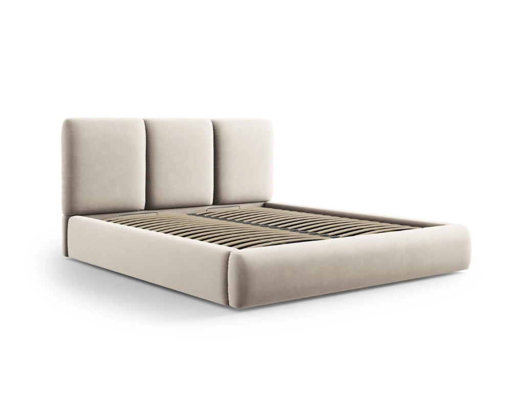 Cosmopolitan Design - Letto a cassettone con testiera "Nicolas" 200x200cm in velluto beige chiaro 