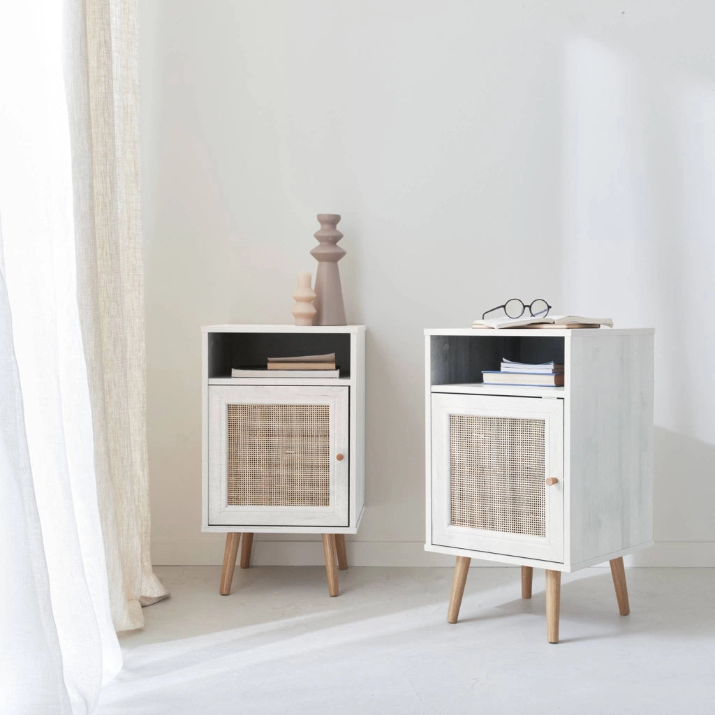 Set 2 comodini scandinavi in intrecciatura cannage, bianco sporco