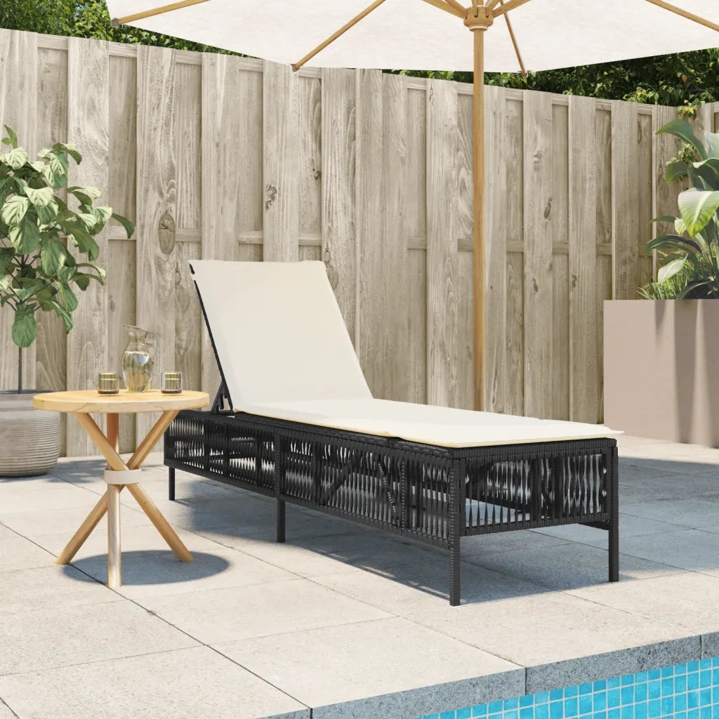 Lettino Prendisole con Cuscino Nero in Polyrattan 4002737