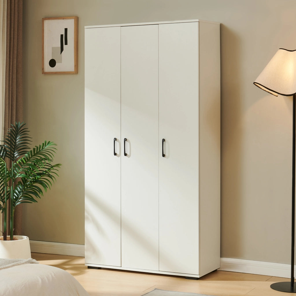 Armadio Multifunzionale Chalvefted a 3 Ante e 7 Ripiani 175x90x35 cm - Bianco [en.casa]