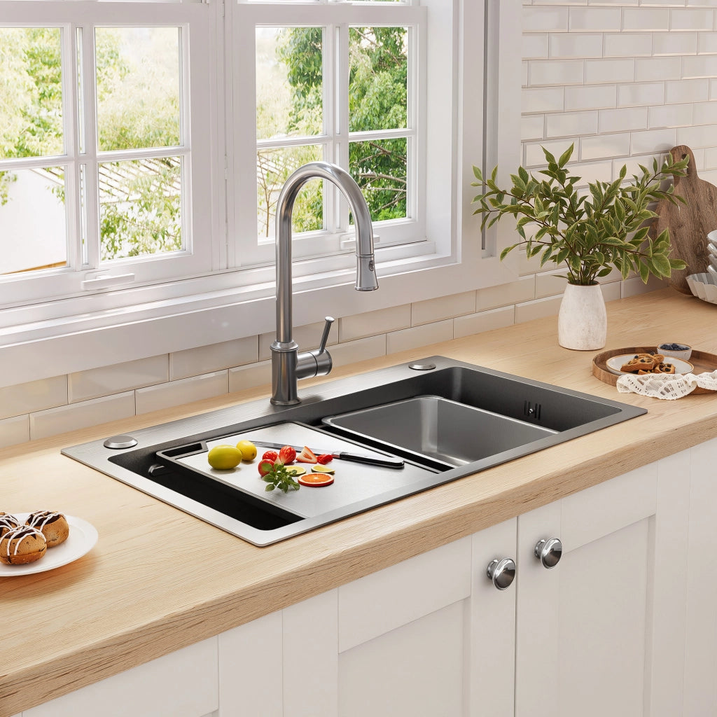 Lavello da incasso in acciaio inox 75x45x22 cm; con tagliere; finitura argento