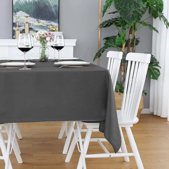 Tavolo quadrato per tavoli da pranzo grandi con 8 posti a sedere