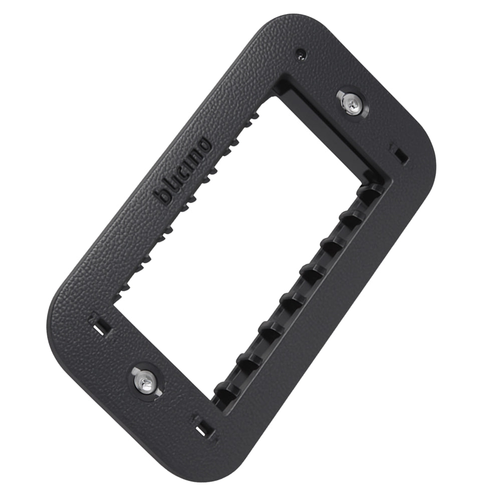 Bticino living now supporto con valva di protezione per placche modulari *** numero posti 4 moduli, confezione 1