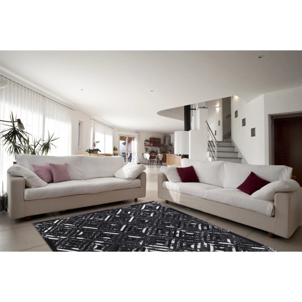 Tappeto Dazzle in Pelle Nera e Argento con Motivo a Rombi