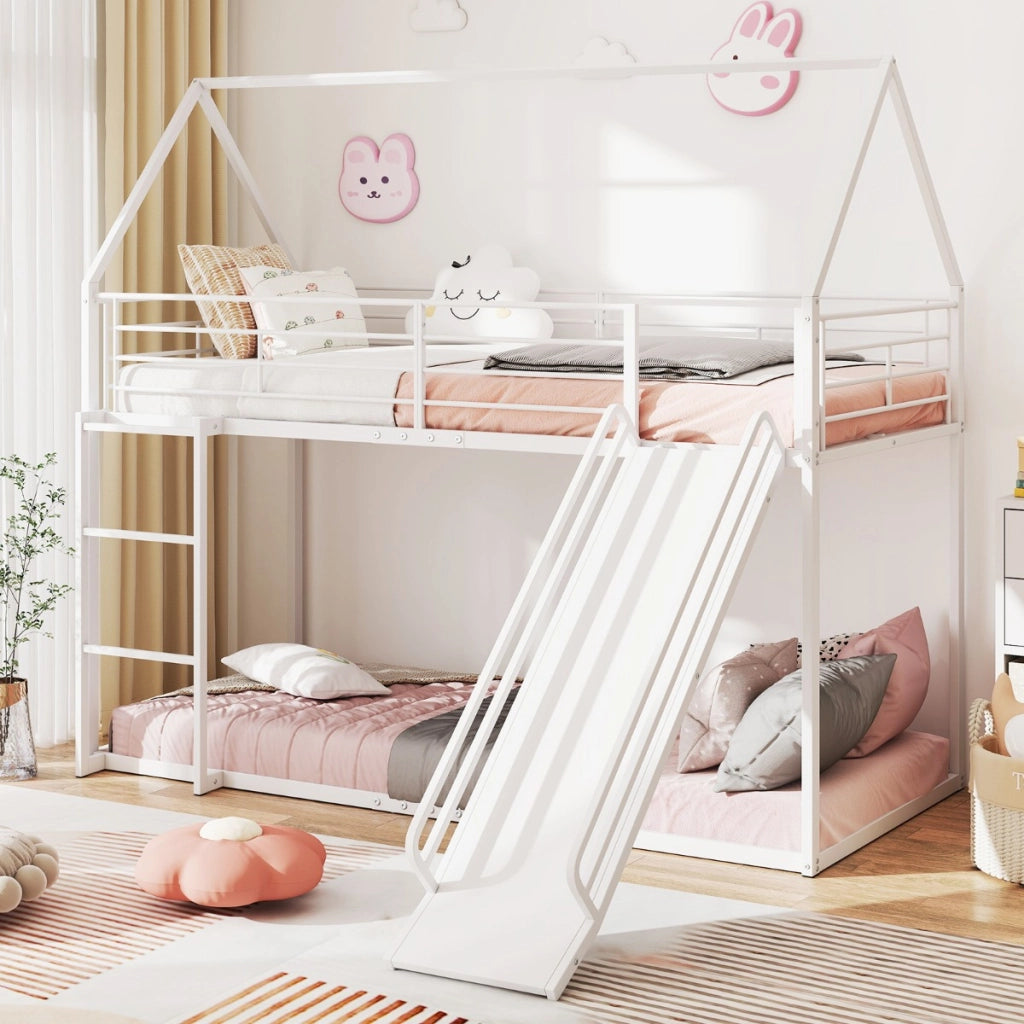 Loft con sponda di sicurezza e tetto di casa con scivolo e scala convertibili, Letto a castello basso doppio letto singolo Bianco-Lettini per bimbi