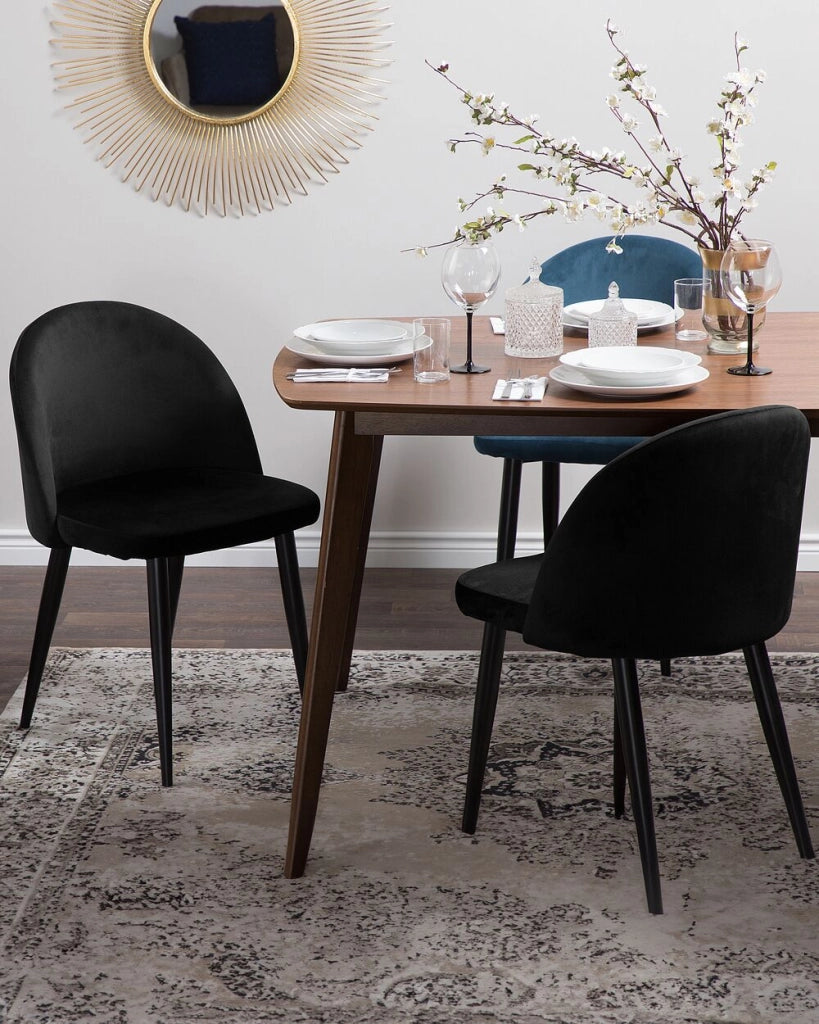 Set di 2 sedie da pranzo in tessuto di velluto Nero moderno design retrò gambe oblique nere