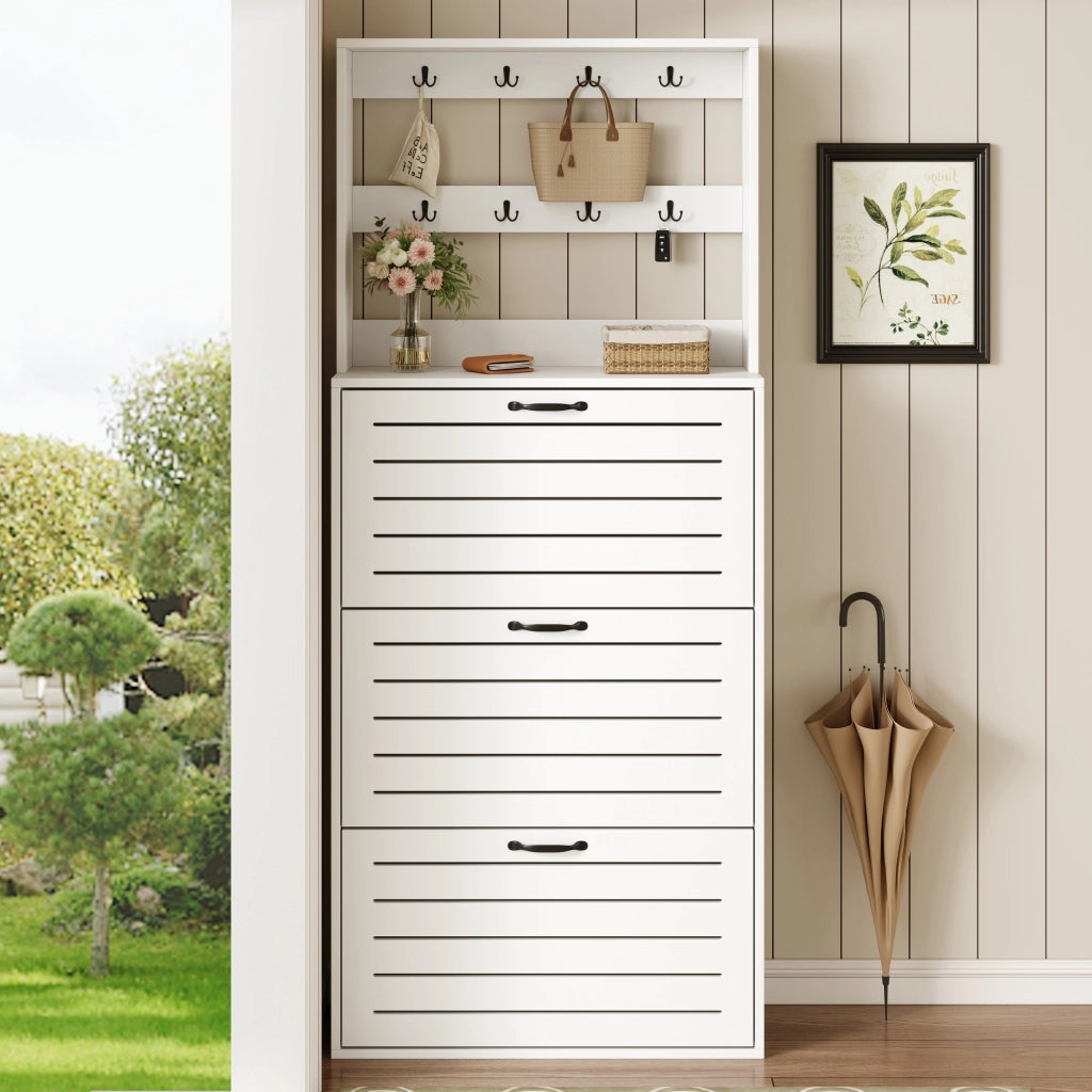 Mobile Scarpiera con 3 Ripiani e 8 Ganci; Porta Borse e Cappelli; Stile Minimalista; in Pannello di Truciolare; Bianco; 70×25×165 cm