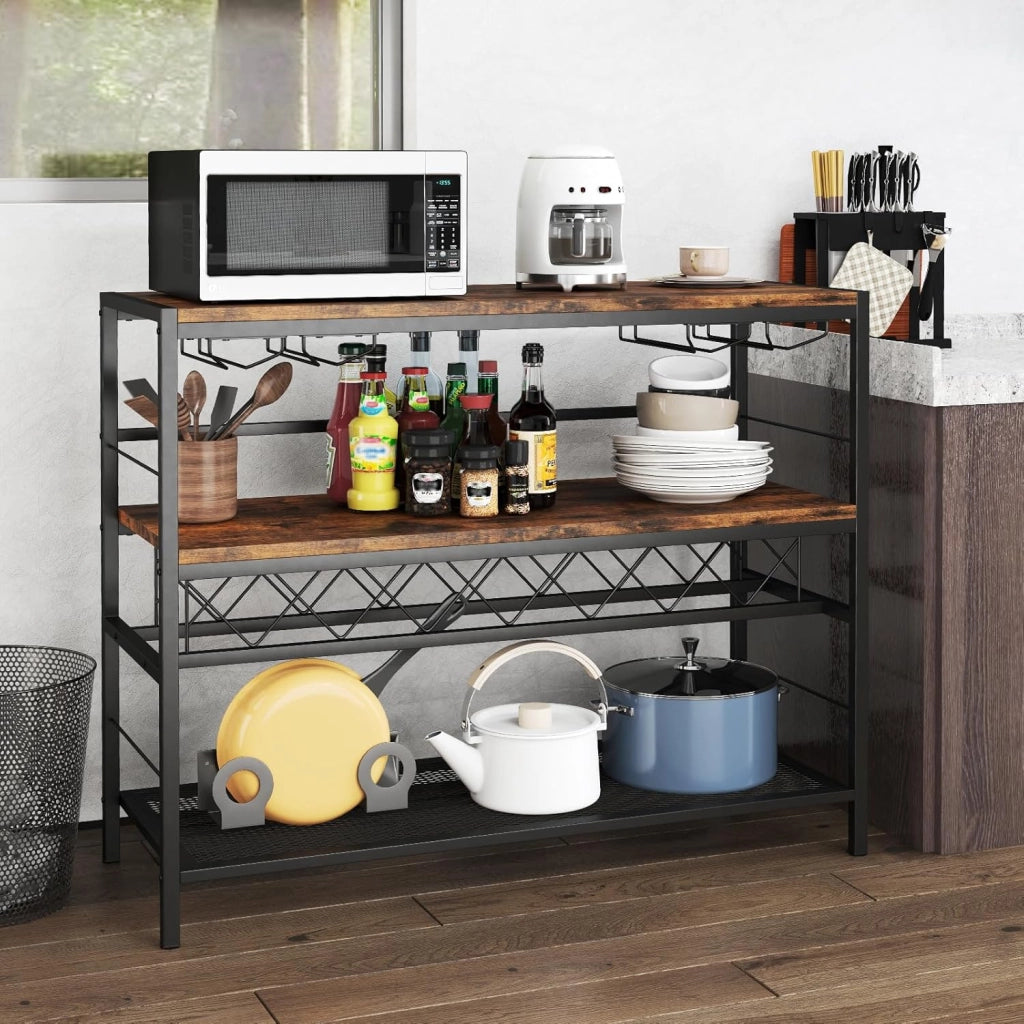 Mobile Portabottiglie di Vino e Calici da Terra, Scaffale Porta Vino su 3 Ripiani con Supporti per Bicchieri e Bottiglie, Tavolo Porta Vino da Bar, per Cucina e Soggiorno, Marrone Rustico