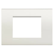 Bticino livinglight placca quadra 3 moduli in tecnopolimero *** colore bianco opaco, numero posti 3 posti, confezione 1