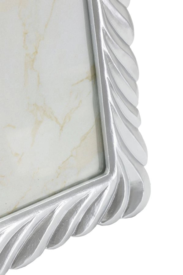 Cornice Carvy 26,3x1,6x31,2 cm in Resina e Vetro Argento
