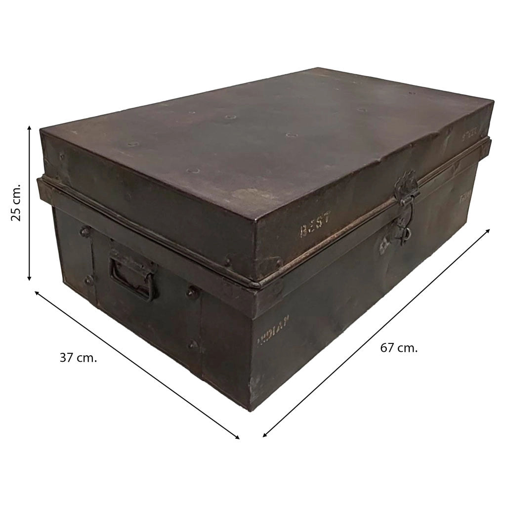 Valigia artigianale in metallo, 67x37x25h cm