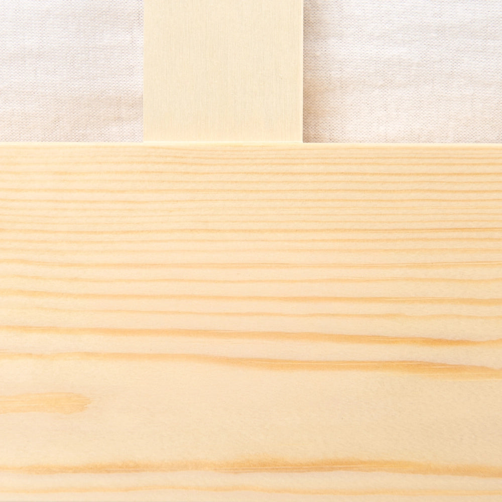 Letto matrimoniale in legno di Pino chiaro con Rete a Doghe 160 x 200 cm stile minimalista