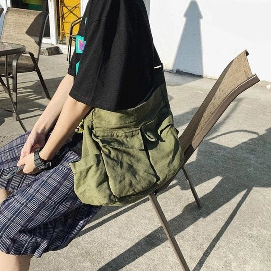 Borsa da Messaggero in Canapa con Grande Capacità con Molti Comparti - Borsa a Tracolla Casual con Maniglia - Borsa da Viaggio per Uomo Donna - Verde - 34-15-40cm