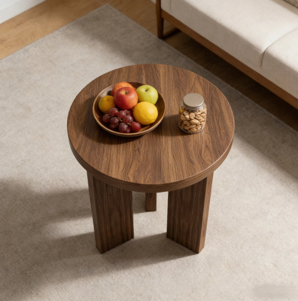 Tavolino rotondo in MDF effetto noce con gambe a treppiede