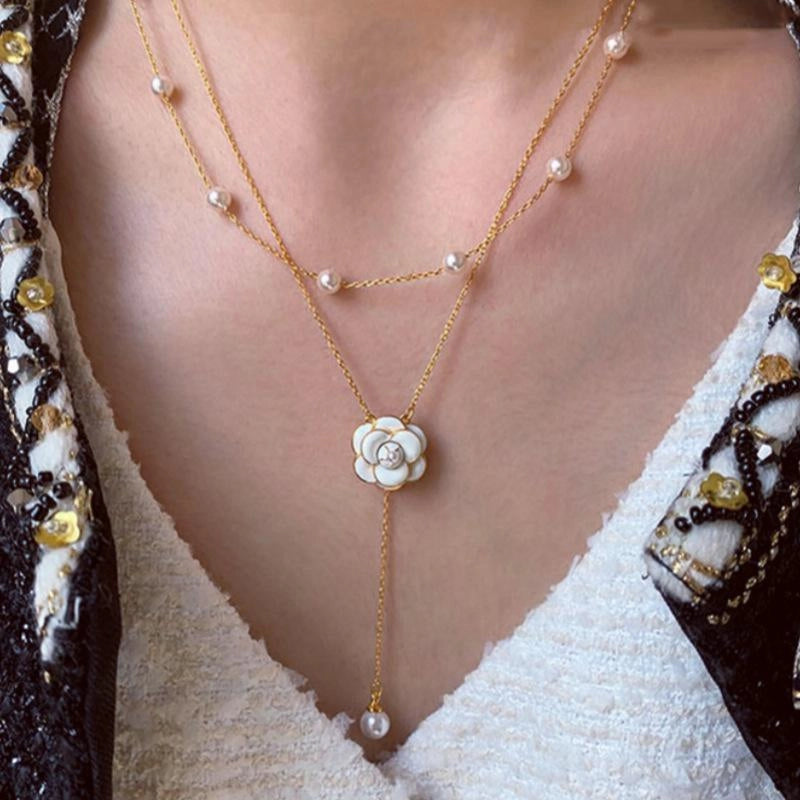 Collana vintage a doppio strato con camelia e perle, regalo di Natale o compleanno.