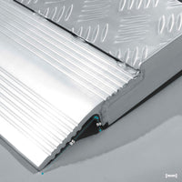 Rampa di carico ripiegabile in 3 Portata fino a 340kg/pezzo 215 cm Pedana antiscivolo