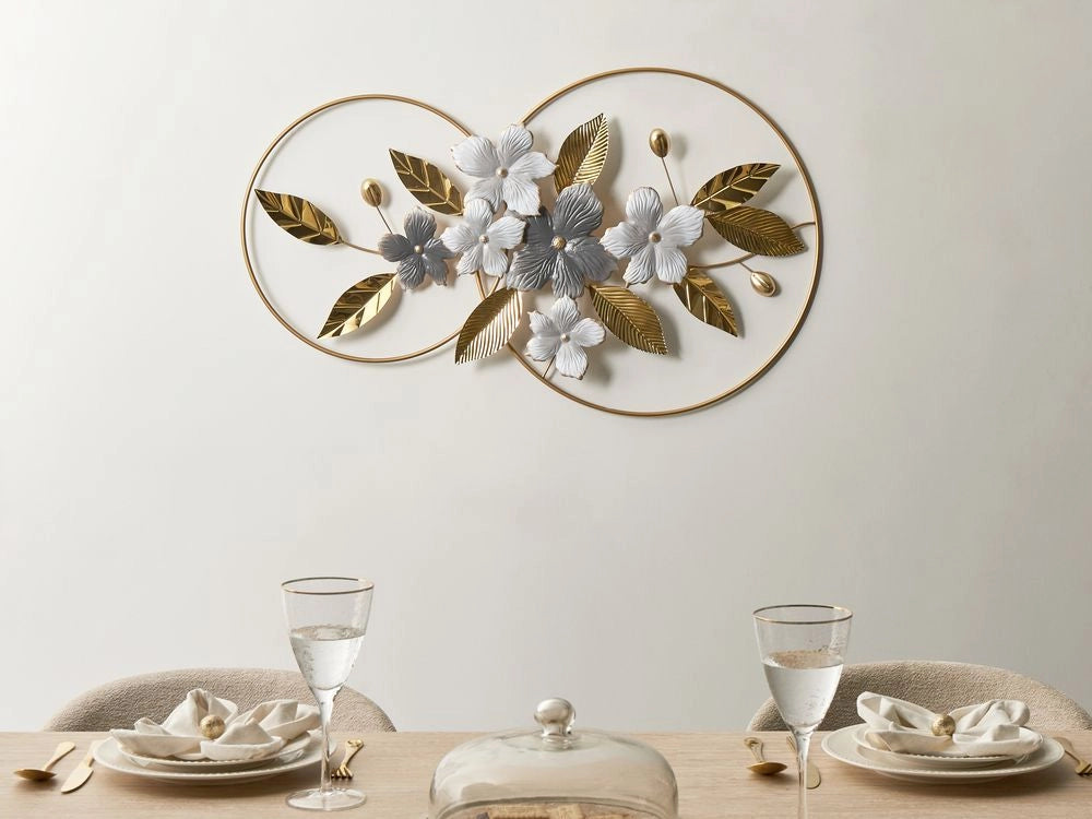 Decorazione da parete in metallo grigio oro Scultura floreale e di foglie fatta a mano Glam Art Deco Moderna
