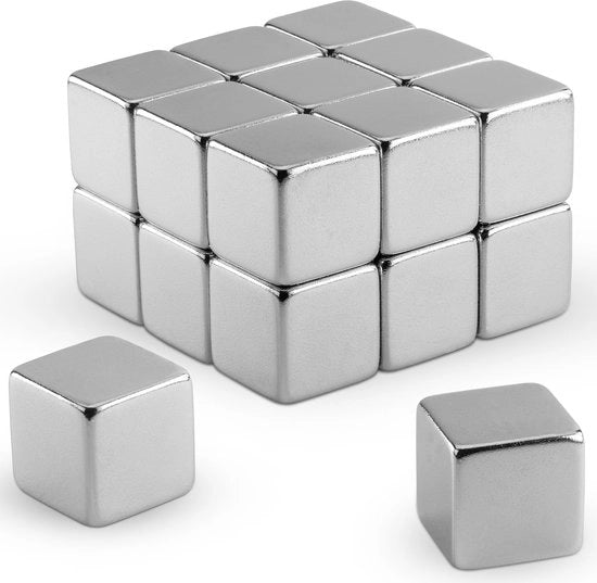 Magnetici mini cubici da 20 pezzi, potenza elevata (10x10x10 mm), forza di attrazione fino a 3 kg, finitura argento