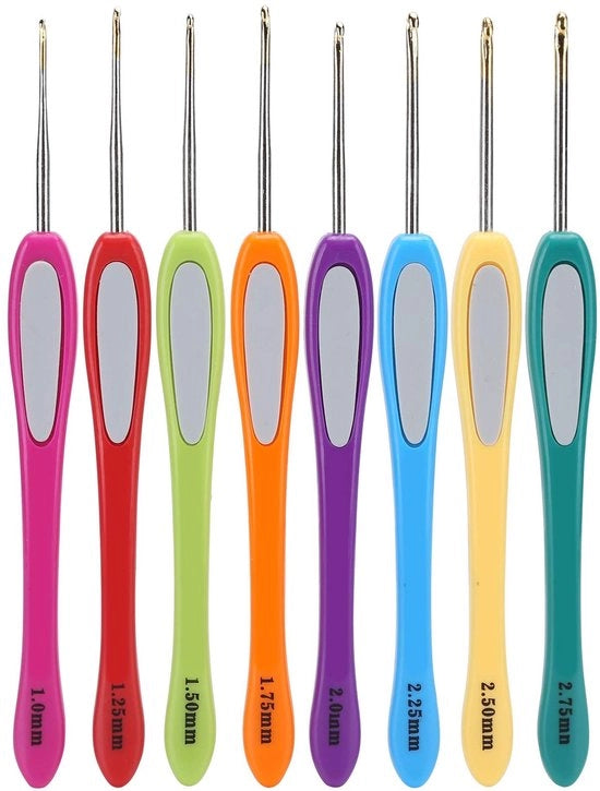 Set di 8 ago a maglia in alluminio colorato per tessitura di maglie