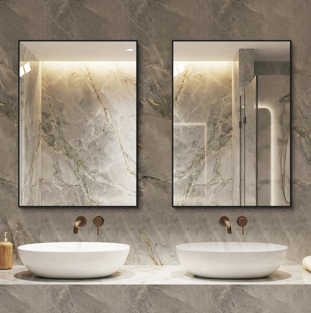Specchio bagno 70x90 cm con cornice in alluminio nero, orizzontale o verticale