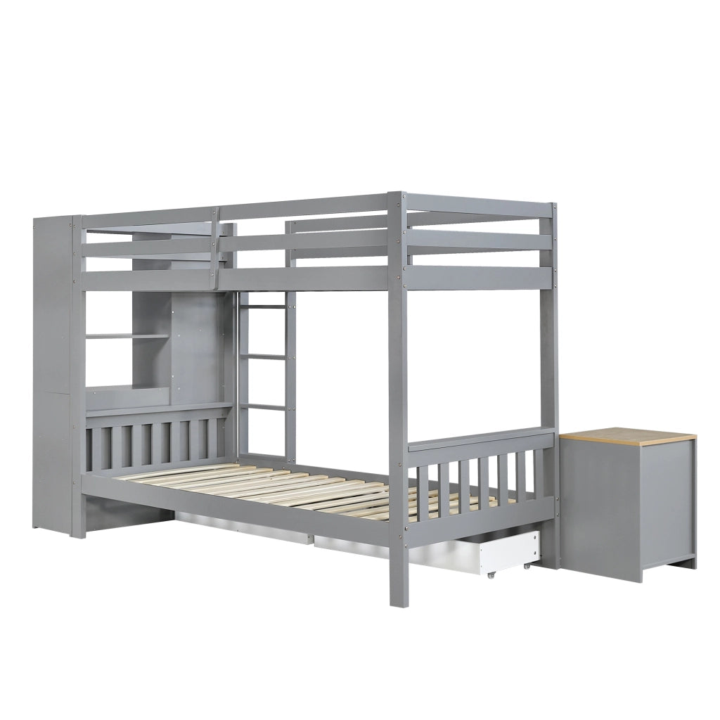 Letto a castello grigio in legno 90x200 cm con cassetti, scaletta e comodino mobile