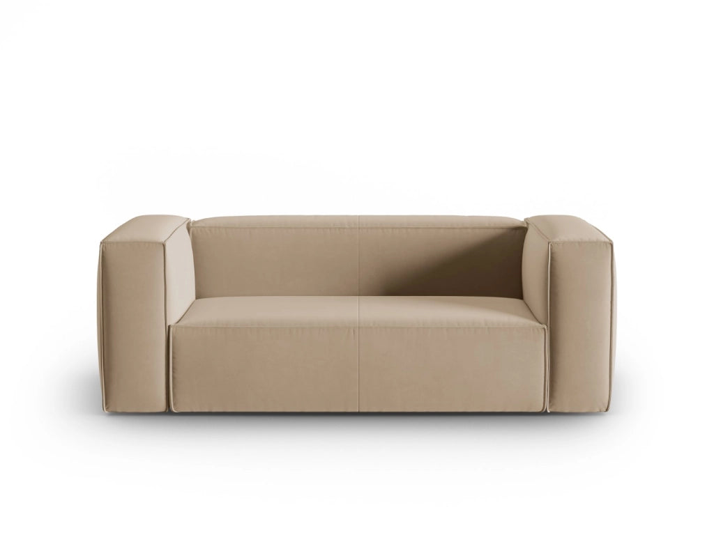 Cosmopolitan Design - Divano "Mackay" 2 posti in velluto sabbia 