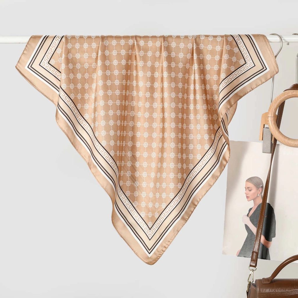Nuova sciarpa da donna in seta stampata, stile coreano, sciarpa decorativa alla moda e versatile.
