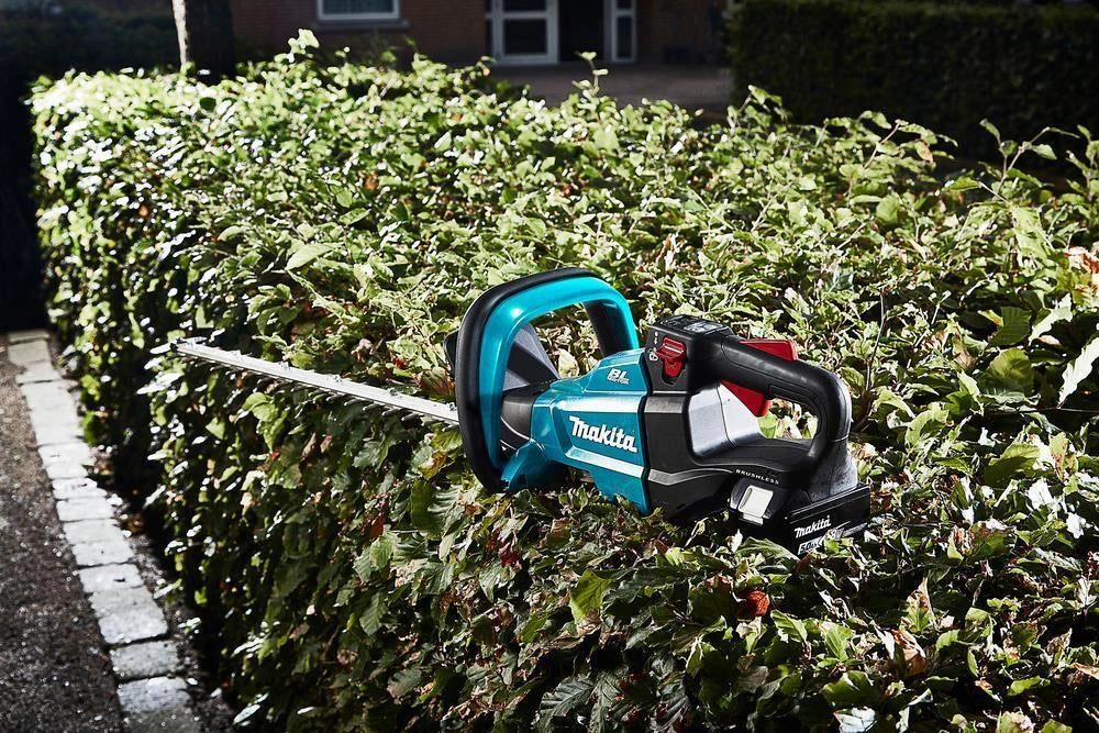 Makita DUH502Z Tagliasiepi a Batteria 18V Lama 50 cm Motore Brushless Impugnatura Regolabile su 5 Posizioni colore Nero