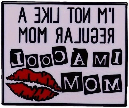 Broche Spicy Mommy – Accessori per Donna e Ragazza con Disegno Reversibile – Non sono solo una Madre & sono una Madre Coraggiosa – Accessori per Abito Personalizzati – Decorazioni Festive in Metallo