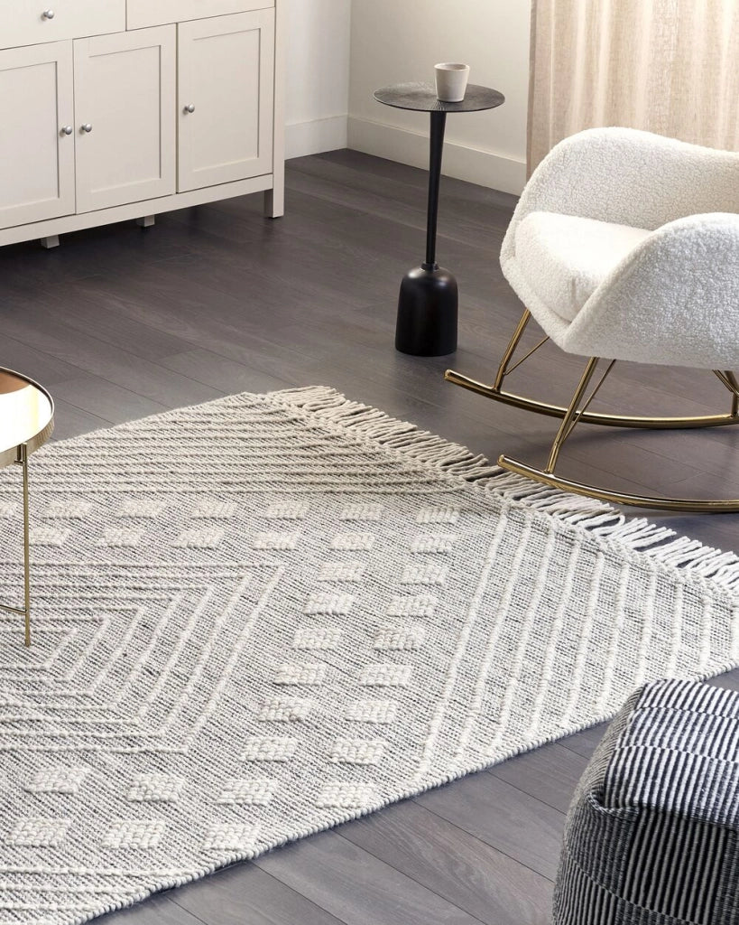 Tappeto bianco e grigio in lana 160 x 230 cm intrecciato a mano con motivi geometrici in stile scandinavo Soggiorno Camera da letto