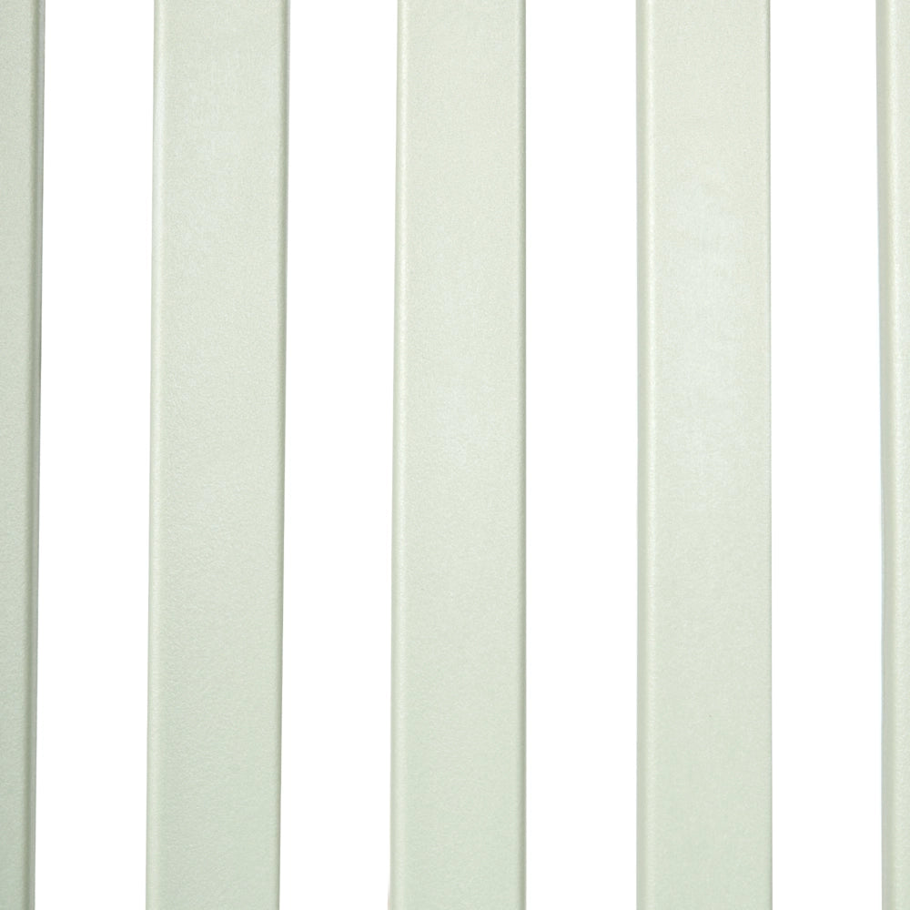Set di 4 sedie da pranzo in plastica per esterni senza braccioli impilabili Verde chiaro stile minimalista