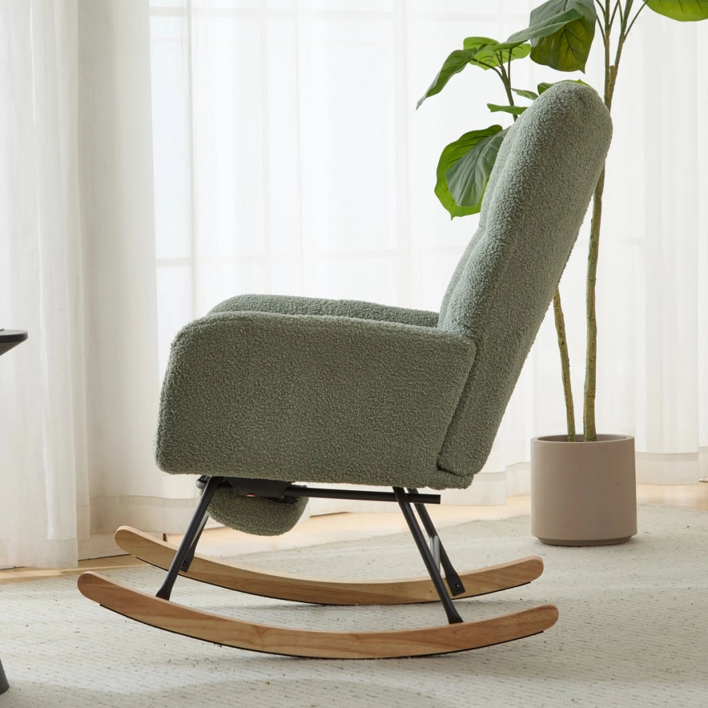 Poltrona a dondolo ergonomica con pouf, schienale avvolgente e braccioli, base in legno, in tessuto teddy verde
