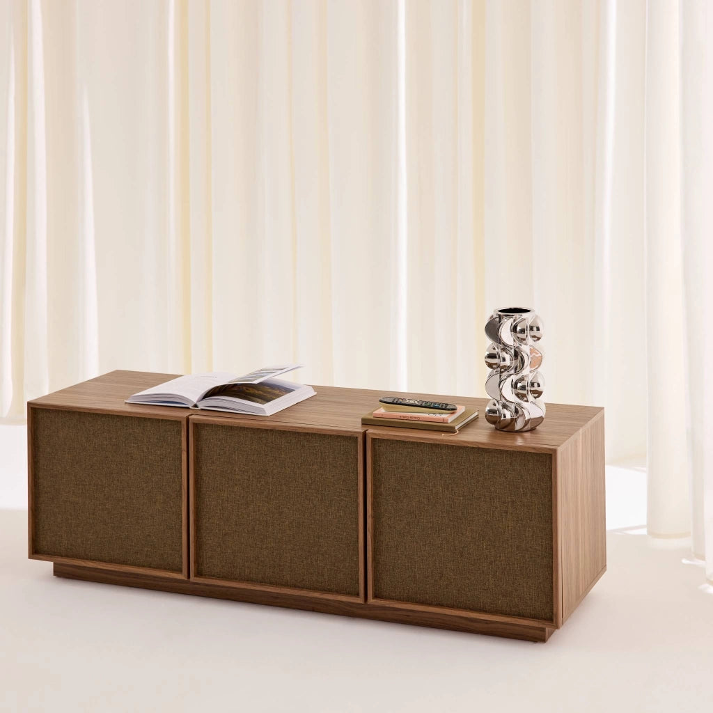 Mobile tv decorativo in legno e tessuto 3 ante, 140 cm, noce