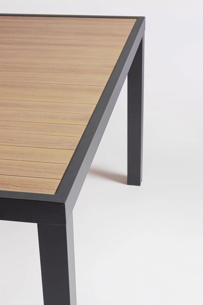 Tavolo da Esterno 136x136x75h cm in Alluminio e Polywood Hilija Naturale e Antracite
