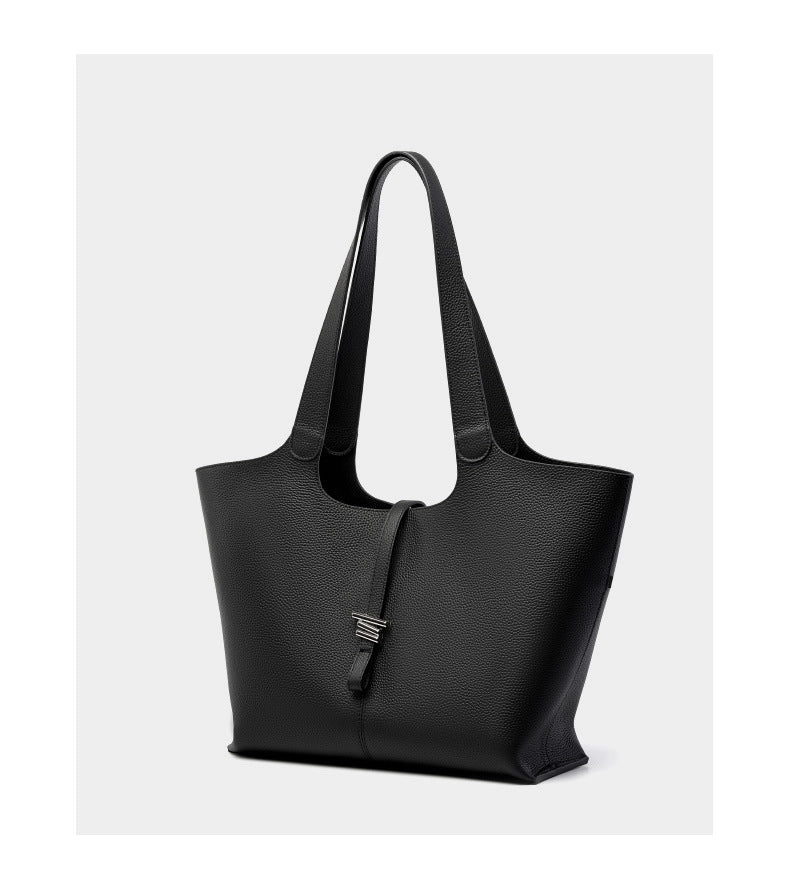 Borsa a tracolla da donna in vera pelle, colore nero.