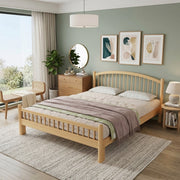Letto in legno 140x200 cm con testiera e pediera a griglia; colore naturale e beige