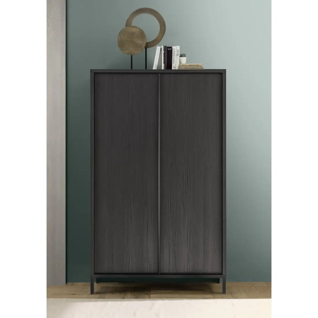 Buffet design 2 porte in legno collezione IRON. Colore quercia nera.