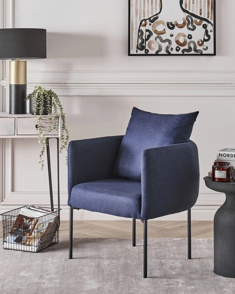 Poltrona in lino sintetico blu scuro con cuscino gambe in ferro nero stile retrò elegante