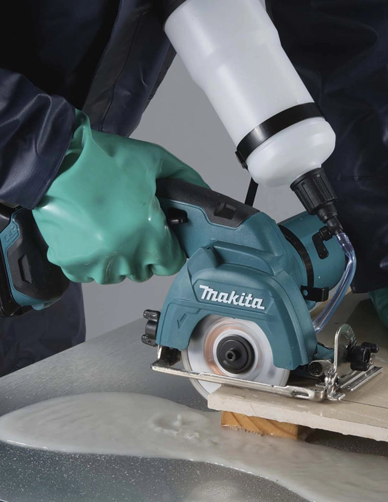 Sega diamantata MAKITA CC301DSAE (2 x 2,0 Ah + DC10SB)