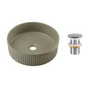 Lavabo da appoggio rotondo 36 cm verde oliva opaco in ceramica con rilievo decorativo e piletta click-clack