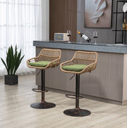 Set di 2 sgabelli da bar girevoli 360° regolabili in altezza; 49x48x89-109 cm; verde in lino