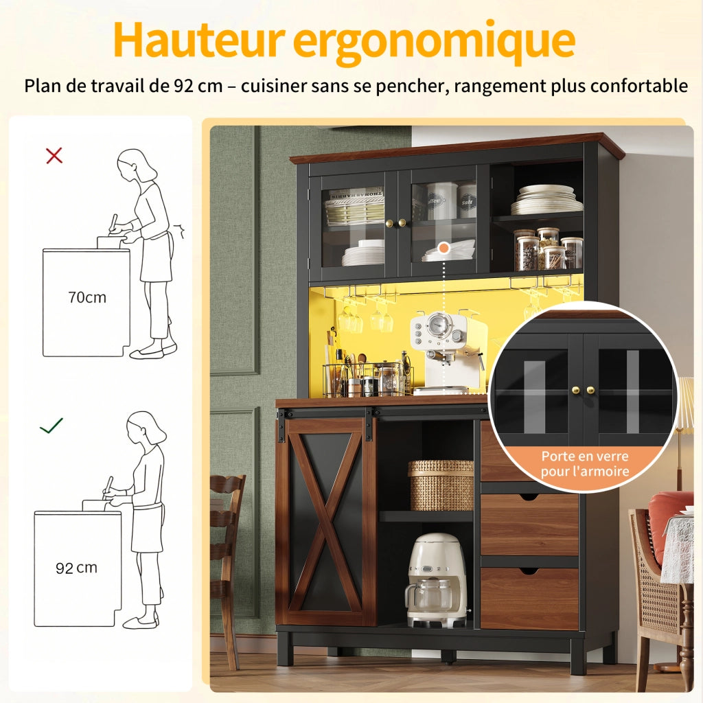 Credenza alta da cucina con 1 porta scorrevole; 1 cassetto; ripiani regolabili e LED per cucina in MDF; metallo e vetro; 104x40x180 cm; nero