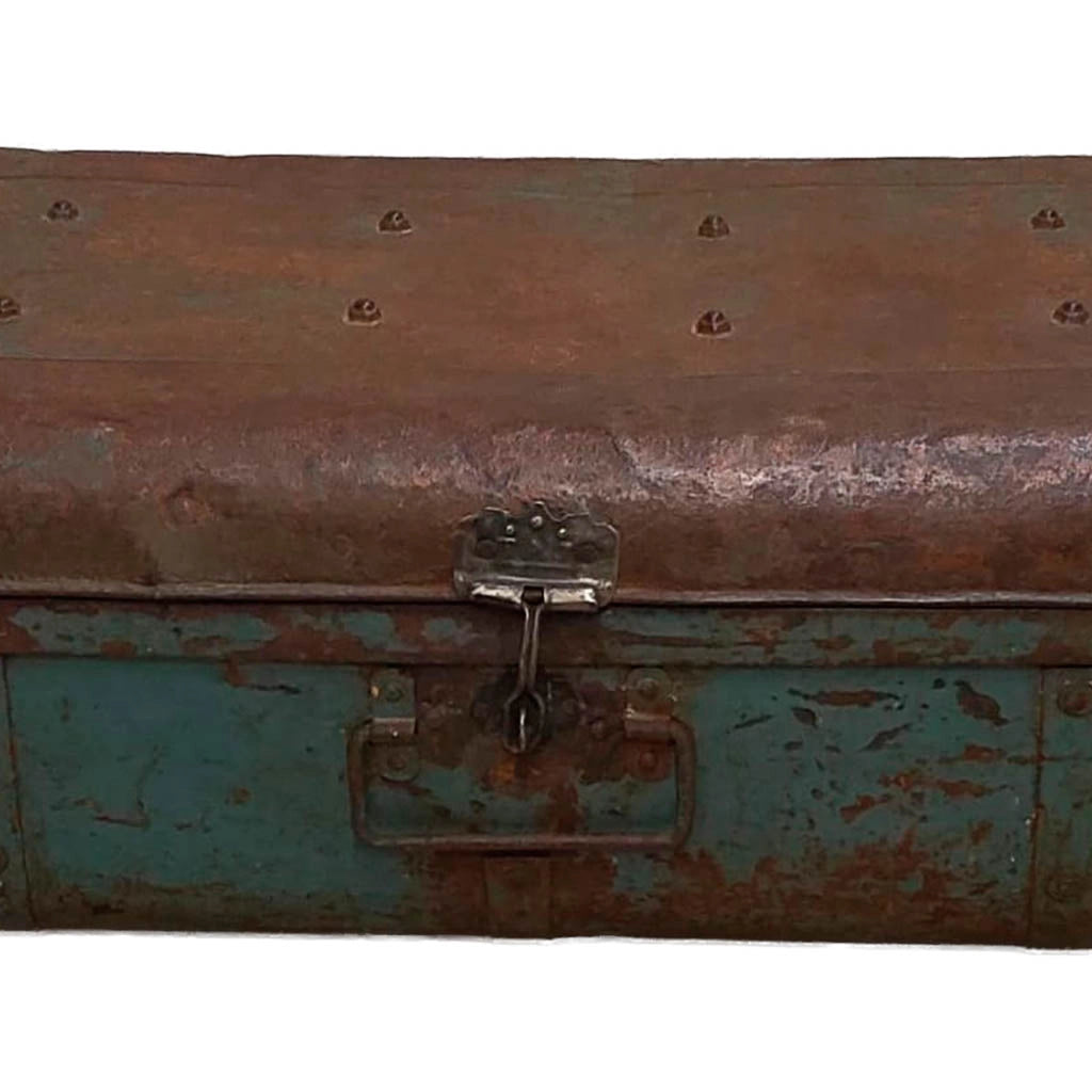 Valigia artigianale in metallo, 67x37x25h cm