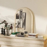 Specchio da Parete ad Arco con Bordo Scanalato e Ganci, in Vetro e Polistirene, 60x2x90 cm, Beige