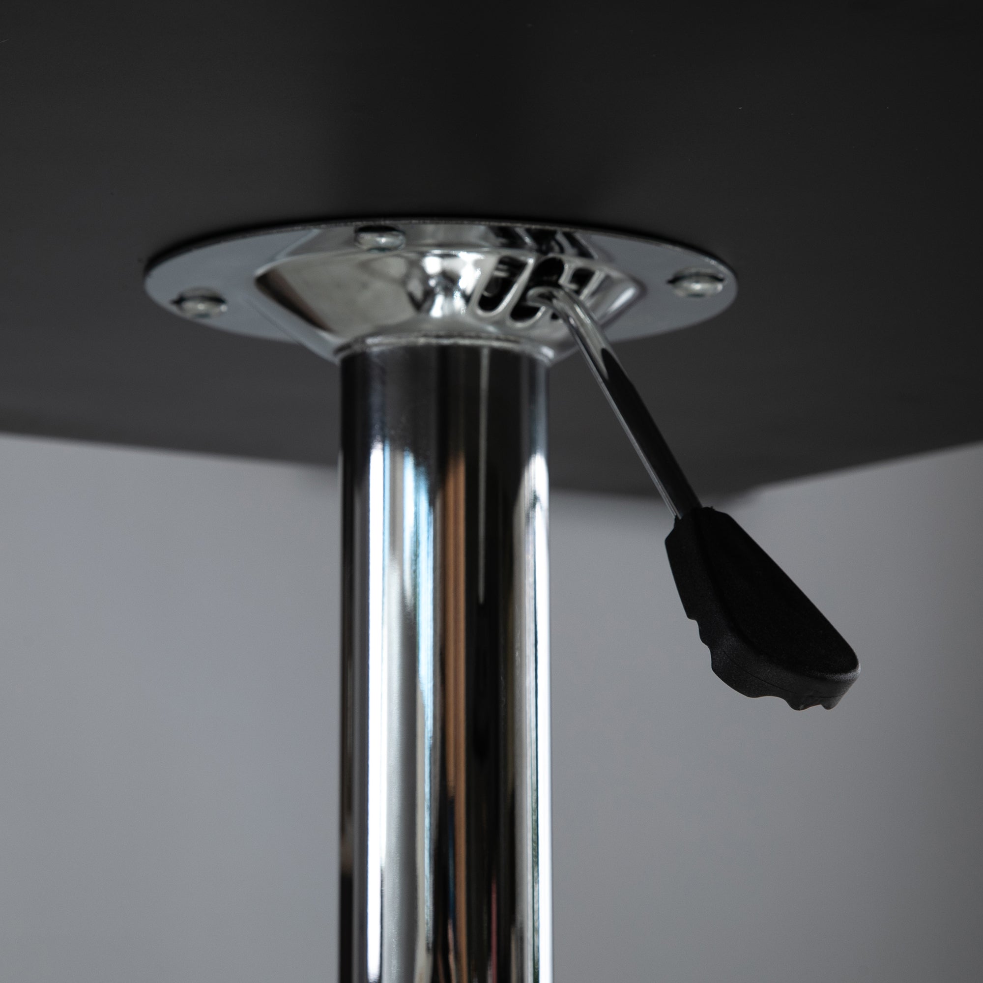 Tavolino Quadrato Altezza Regolabile 60x60x82-103 cm  Nero